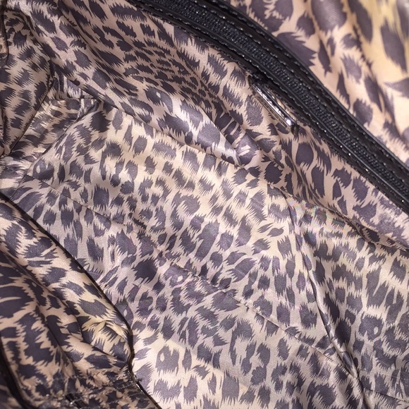 Guess handbag - Picture 3 of 3